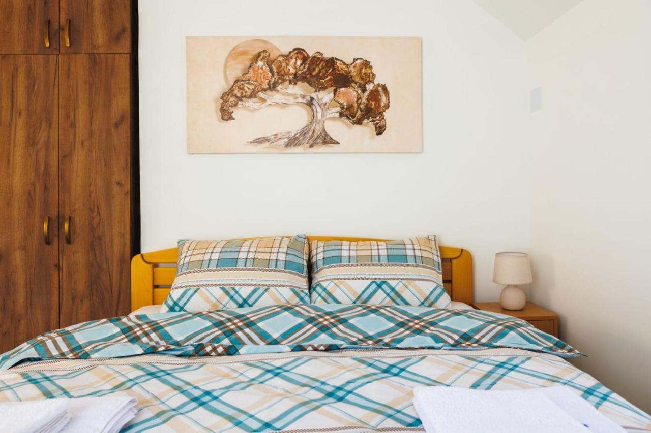 Apartmani Dordevic 哥鲁拜克 外观 照片