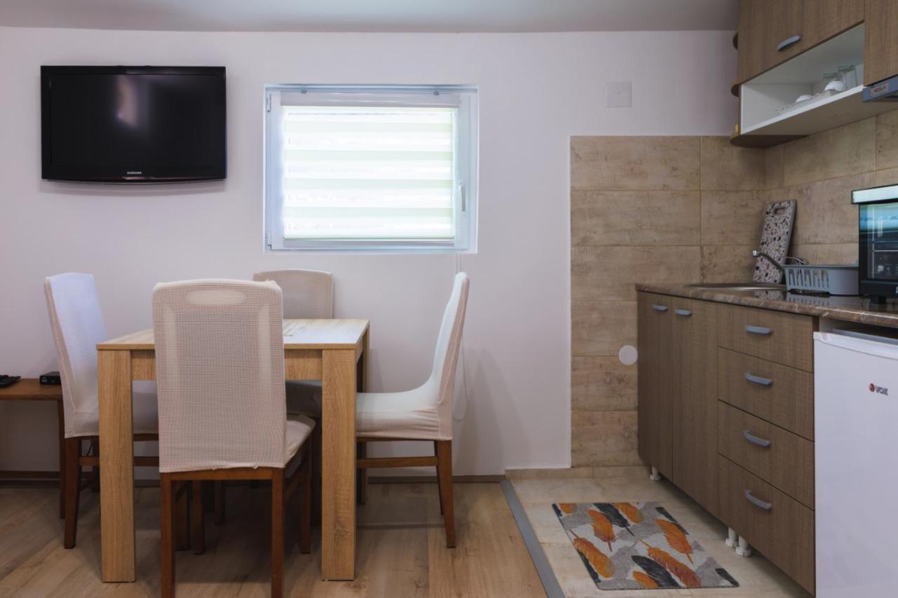 Apartmani Dordevic 哥鲁拜克 外观 照片